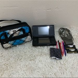 Nintendo DS lite in black